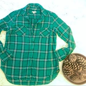 Green plaid button-up